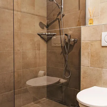 Appartement Domaine Des Reines B3 By Interhome